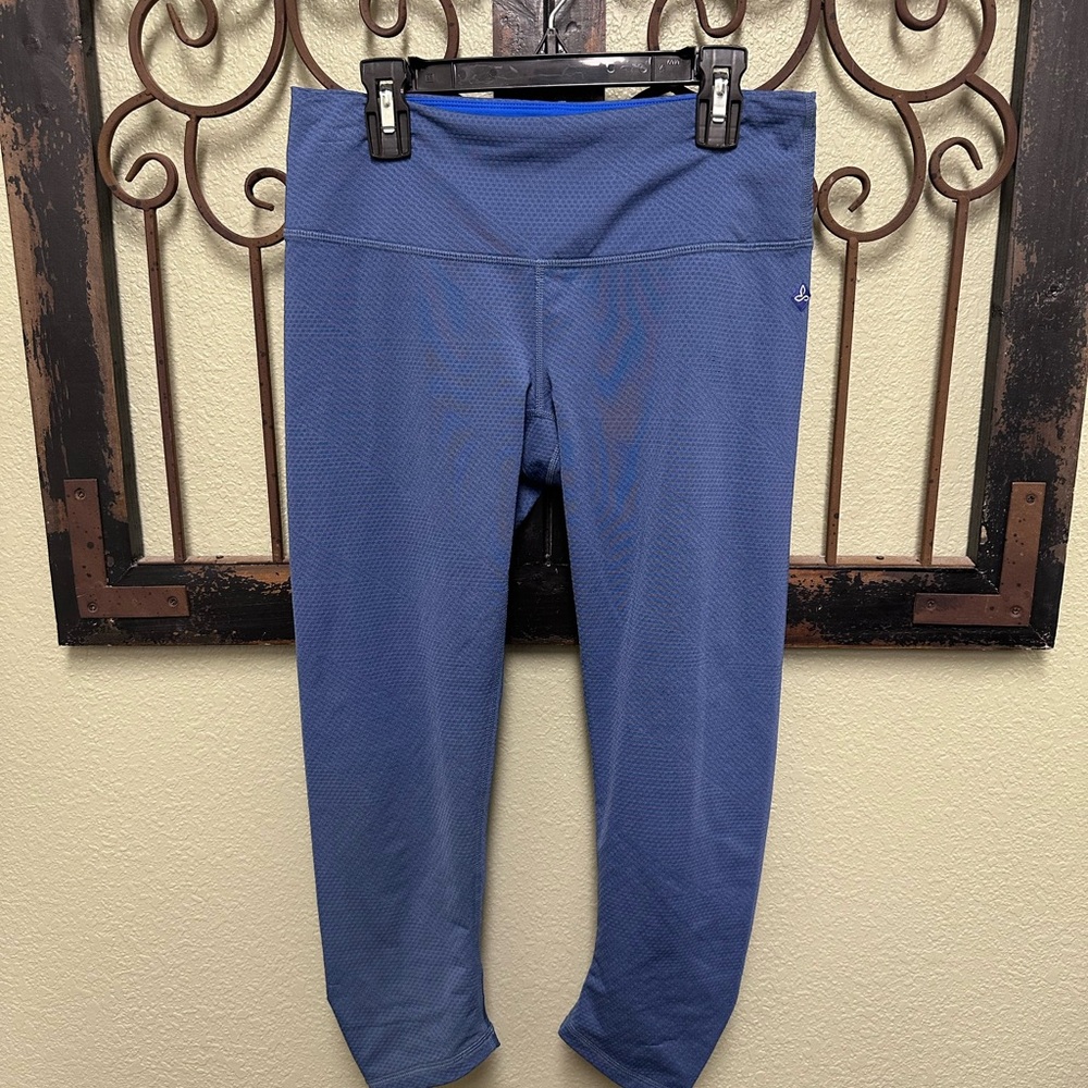 Prana blue textured capri ruched athletic yoga leggings